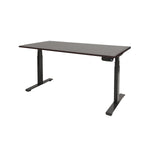 Ergonomisch elektrisch zit-sta bureau met zwart frame en donker houten blad in Robson oak stijl. - Elektrisch Zit-Sta Bureau OFI DYNAMO – NPR 1813 & Ergonomisch - Office Furniture Interior