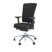Ergonomische zwarte bureaustoel met hoge rugleuning, verstelbare armleuningen en chromen wieltjesvoet. - Bureaustoel OFI PRIME – Ergonomisch NPR 1813 - Office Furniture Interior