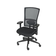 Ergonomische bureaustoel met zwarte mesh rugleuning en verstelbare armleuningen. - Bureaustoel OFI FLEX – Ergonomisch NPR 1813 - Office Furniture Interior