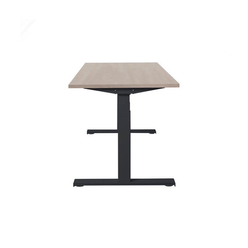 Ergonomisch elektrisch zit-sta bureau met zwart frame en licht eiken tafelblad. - Elektrisch Zit-Sta Bureau OFI DYNAMO – NPR 1813 & Ergonomisch - Office Furniture Interior