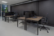 Ergonomische bureaustoel OFI FLEX in volledig zwart met mesh rug en verstelbare armleuningen. - Bureaustoel OFI FLEX – Ergonomisch NPR 1813 - Office Furniture Interior