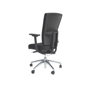 Ergonomische zwarte bureaustoel met mesh rugleuning en verstelbare armleuningen, chroom onderstel met wielen. - Bureaustoel OFI PRIME – Ergonomisch NPR 1813 - Office Furniture Interior